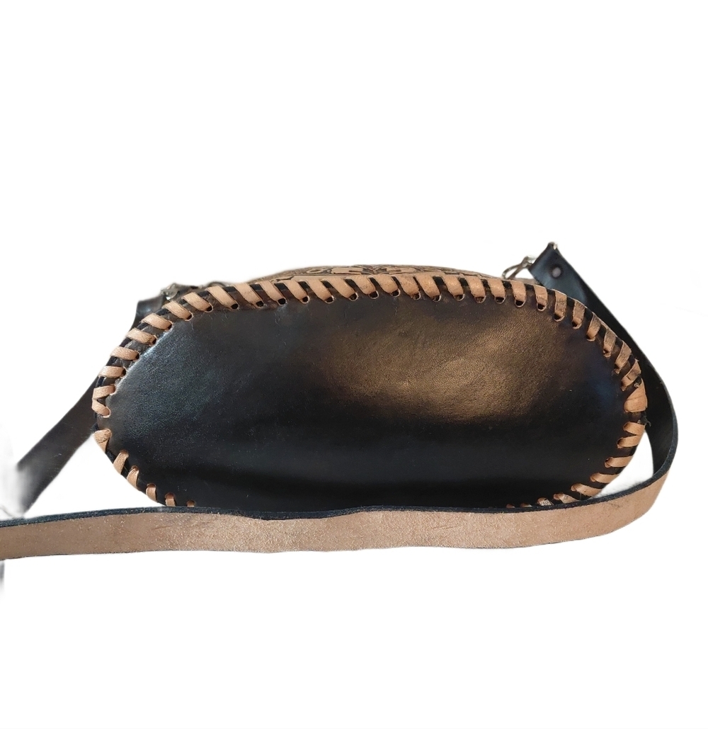 Hand Tooled Aztec Calendar Black and Tan Crossbody Hand Bag - Picture 4 of 8